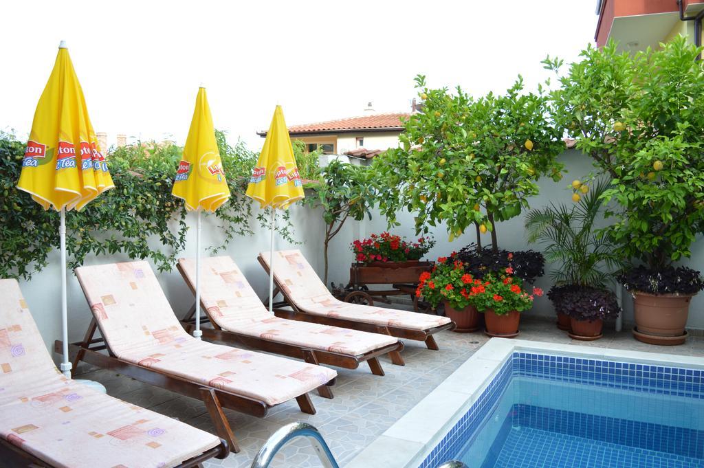 Family Hotel Sofi โซโซโปล ภายนอก รูปภาพ