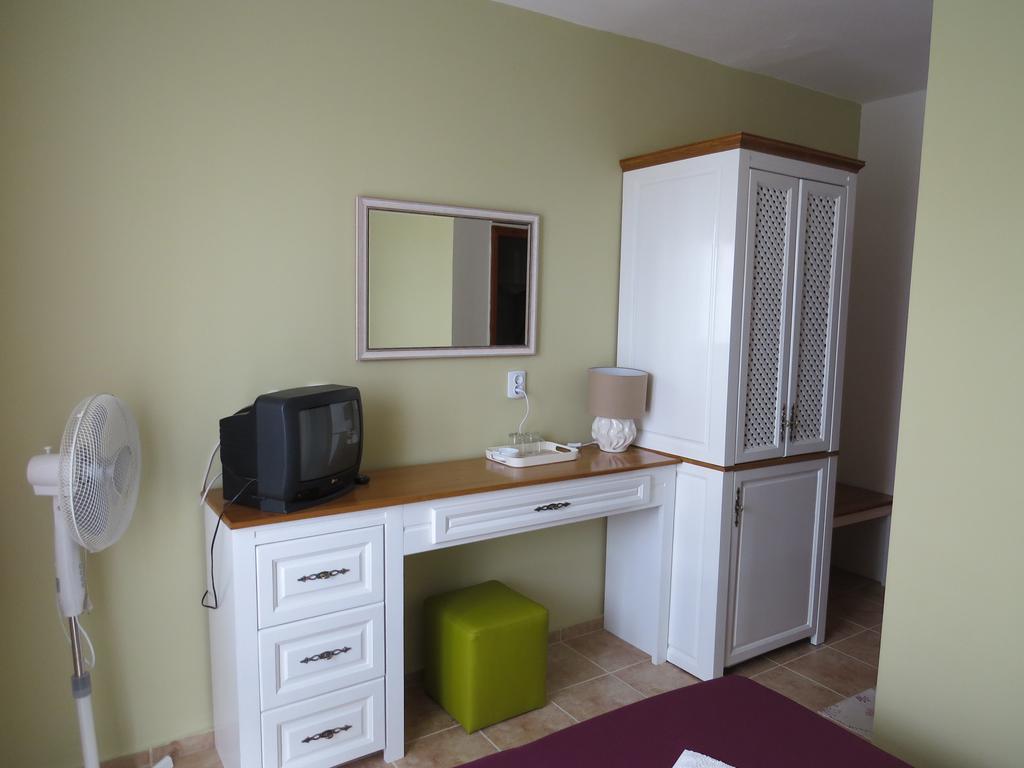 Family Hotel Sofi โซโซโปล ห้อง รูปภาพ
