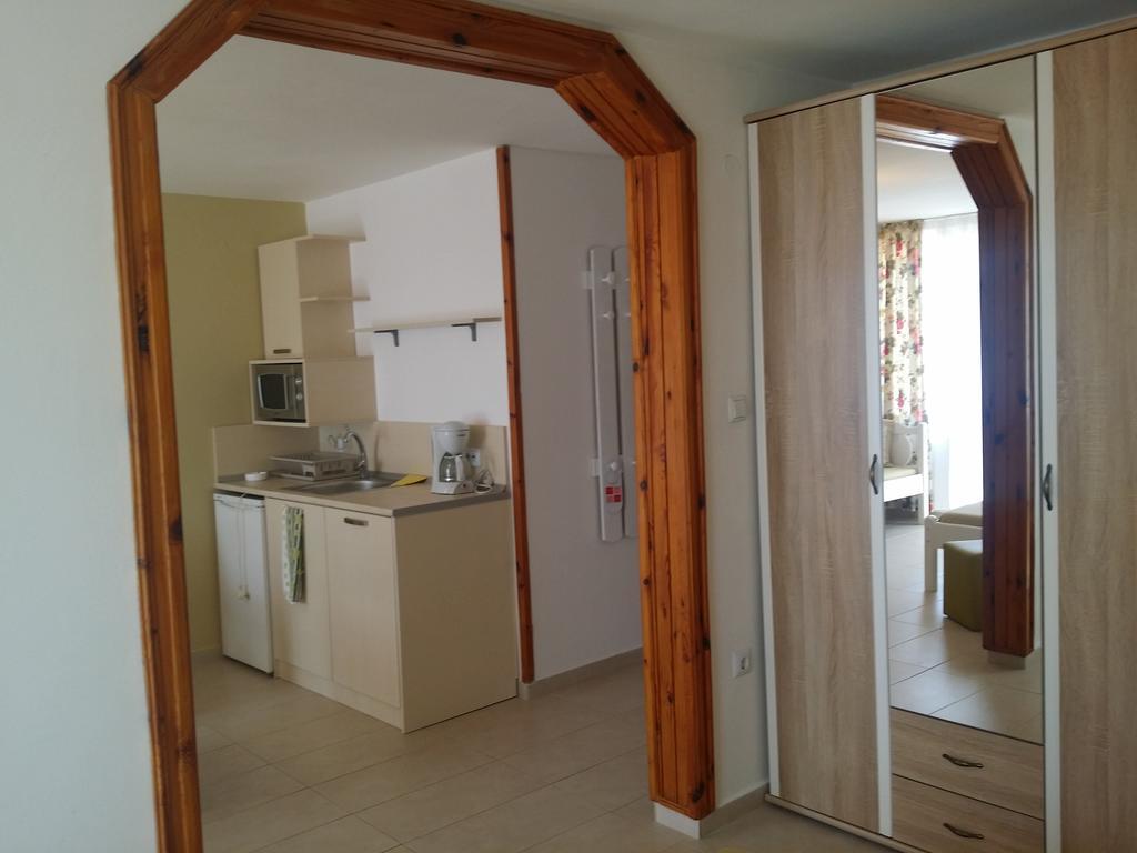 Family Hotel Sofi โซโซโปล ภายนอก รูปภาพ